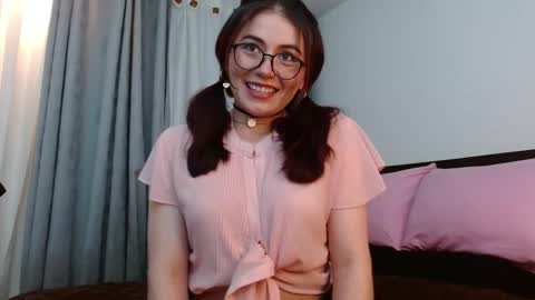 Snapshot of salma_tori chatting on 09/23/25, 12:24 salma_tori online show from 09/23/25, 12:24