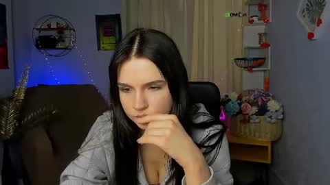 Salma online show from 06/15/26, 12:18