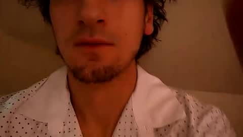 Snapshot of salmonman1305 chatting on 01/02/25, 08:17 salmonman1305 online show from 01/02/25, 08:17