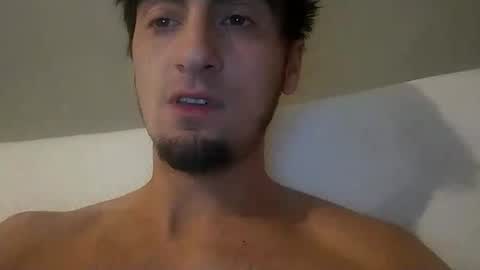 Snapshot of salmonman1305 chatting on 12/16/25, 03:44 salmonman1305 online show from 12/16/25, 03:44