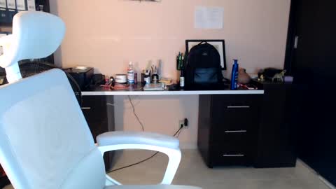 Salome online show from 02/22/25, 10:42