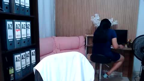 Snapshot of salome_010 chatting on 05/13/26, 09:44 Salome online show from 05/13/26, 09:44