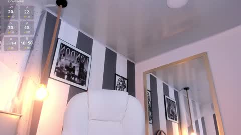 salome__evans online show from 01/29/25, 03:47