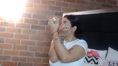 Snapshot of salome__palmer chatting on 01/14/25, 03:26 online show from 01/14/25, 03:26