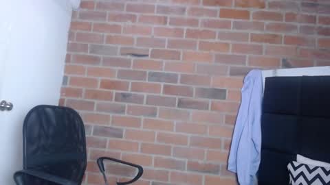 Snapshot of salome__palmer chatting on 01/16/25, 09:30 online show from 01/16/25, 09:30