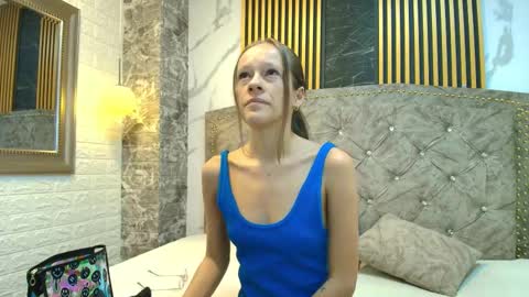 Snapshot of salome_cruxx chatting on 01/14/26, 11:27 salome_cruxx online show from 01/14/26, 11:27