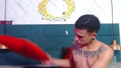 salome_daniel online show from 03/04/25, 08:49