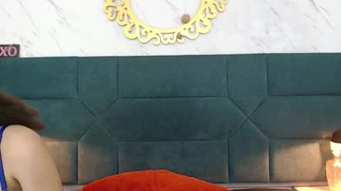 salome_daniel online show from 10/18/25, 08:20