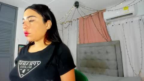 salome online show from 11/06/25, 01:45