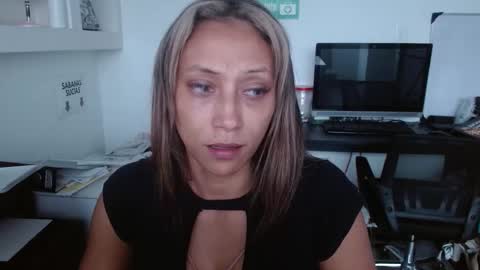 Snapshot of salome_drasin chatting on 02/17/26, 12:56 salome_drasin online show from 02/17/26, 12:56