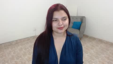 Snapshot of salome_gonzales_ chatting on 03/11/25, 08:09 Salome online show from 03/11/25, 08:09