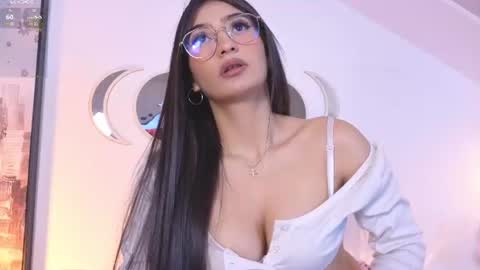 Salo online show from 06/13/26, 02:59