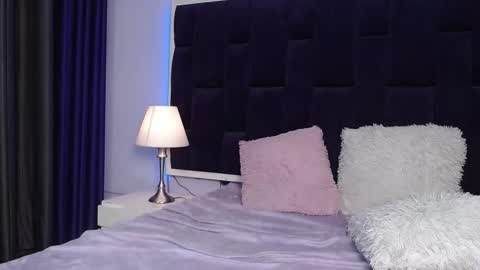 Snapshot of salomeee__ chatting on 03/10/26, 03:11 salomeee__ online show from 03/10/26, 03:11