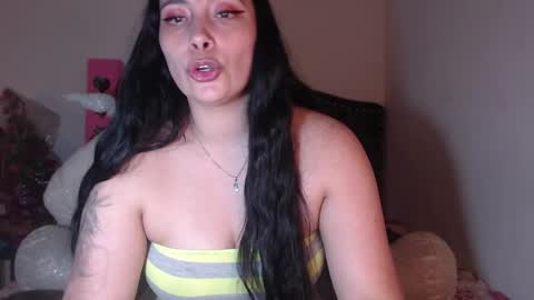 yenny online show from 02/18/25, 04:26