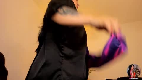 Salome Kross online show from 02/09/25, 07:49