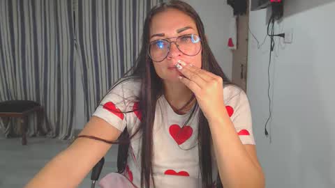 salome online show from 12/05/25, 01:03