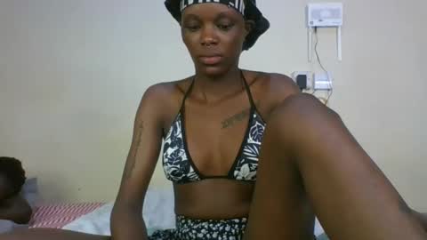 Snapshot of saltysugar20 chatting on 06/07/26, 05:00 Sugarbabe online show from 06/07/26, 05:00
