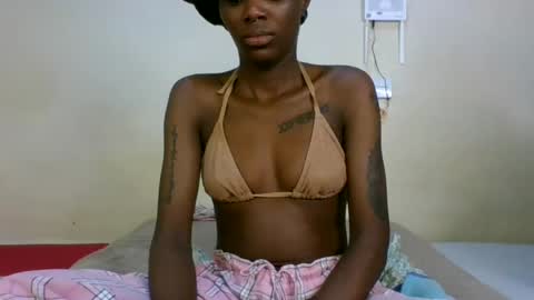 Snapshot of saltysugar20 chatting on 06/15/26, 03:58 Sugarbabe online show from 06/15/26, 03:58