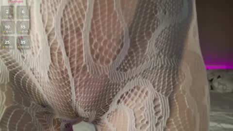 Chris online show from 11/09/25, 02:37