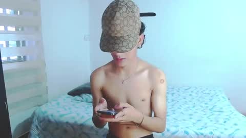 salvatore_cute online show from 10/14/25, 09:59