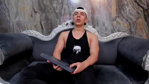 SALVATORE online show from 01/08/25, 05:37