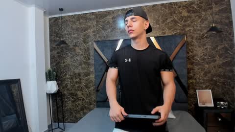 SALVATORE online show from 01/09/25, 11:25