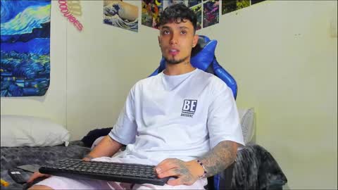   online show from 10/03/25, 12:40