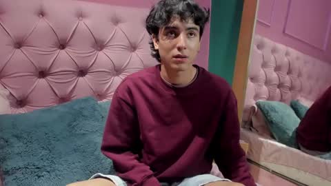 Snapshot of salvatore_monterey chatting on 12/13/24, 08:15 salvatore online show from 12/13/24, 08:15