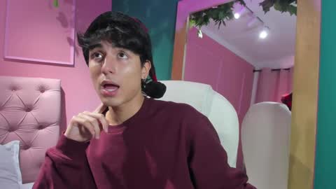 Snapshot of salvatore_monterey chatting on 12/17/24, 07:26 salvatore online show from 12/17/24, 07:26