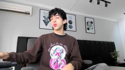 Snapshot of salvatore_monterey chatting on 03/08/25, 01:36 salvatore online show from 03/08/25, 01:36