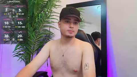 Snapshot of salvatore_muller chatting on 09/20/25, 11:17 Salvatore online show from 09/20/25, 11:17