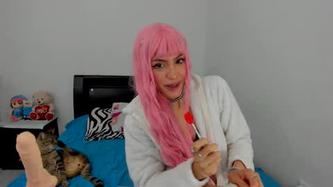 Snapshot of sam_and_roy chatting on 02/26/25, 07:31 Samy online show from 02/26/25, 07:31