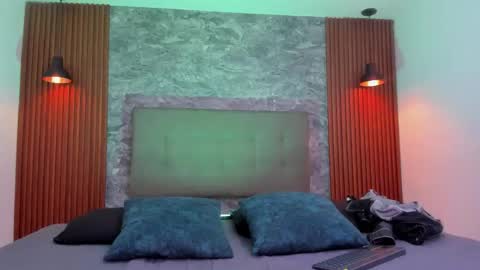 Sam Clark online show from 10/23/25, 03:50