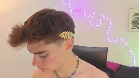 Sam Clark online show from 11/07/25, 03:17