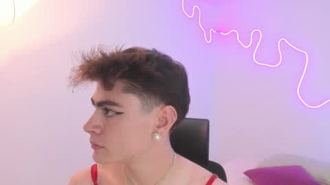 Sam Clark online show from 11/08/25, 04:23