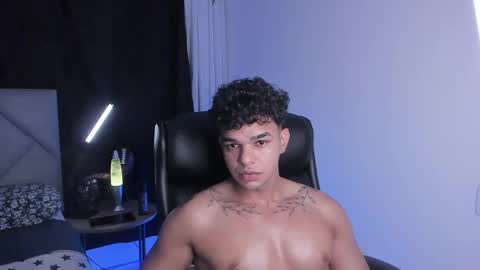 Snapshot of sam_dosantos chatting on 02/15/25, 04:47 llll sammu llll online show from 02/15/25, 04:47