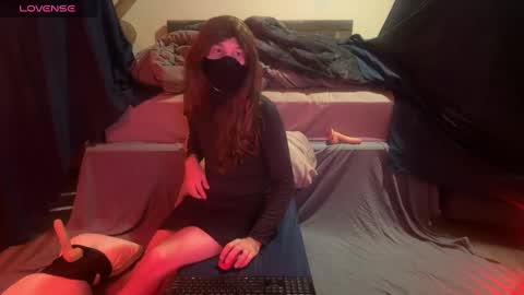 Snapshot of sam_jay1 chatting on 10/09/25, 05:27 Sam online show from 10/09/25, 05:27