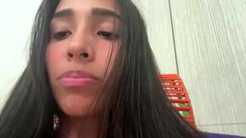 Snapshot of sam_robert17 chatting on 05/13/26, 10:17 Samantha Roberts online show from 05/13/26, 10:17