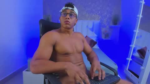 Snapshot of sam_rouge chatting on 02/19/25, 11:36 sam_rouge online show from 02/19/25, 11:36