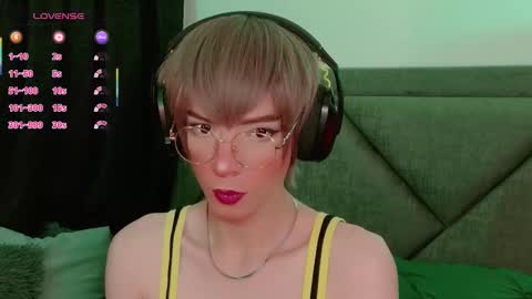 Sam online show from 11/11/25, 07:19