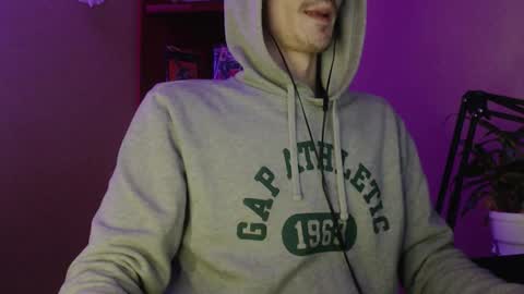 sam_skywalker online show from 11/16/25, 08:14