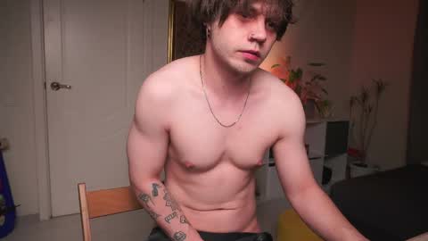 Snapshot of sam_w__ chatting on 03/26/26, 10:15 Sam online show from 03/26/26, 10:15