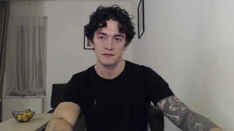 Snapshot of sam_winchest chatting on 02/13/26, 12:28 Sam online show from 02/13/26, 12:28