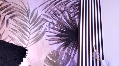 Snapshot of samaantha_white_ chatting on 12/02/24, 03:58 Samaantha online show from 12/02/24, 03:58