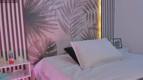 Snapshot of samaantha_white_ chatting on 10/07/25, 11:51 Samaantha online show from 10/07/25, 11:51