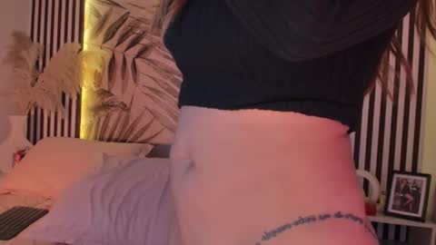 Snapshot of samaantha_white_ chatting on 01/10/26, 04:20 Samaantha online show from 01/10/26, 04:20