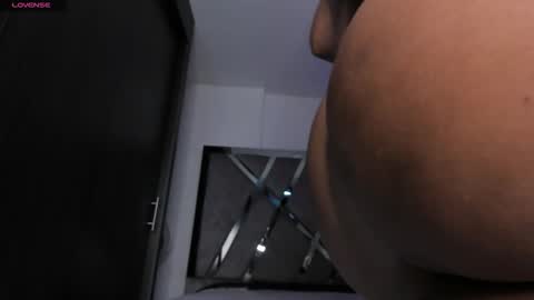 samaay_ online show from 09/25/25, 03:21