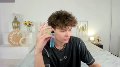 Sam online show from 10/08/25, 02:04