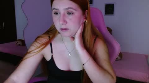 Snapshot of samanta_0277 chatting on 10/01/25, 12:11 samanta_0277 online show from 10/01/25, 12:11