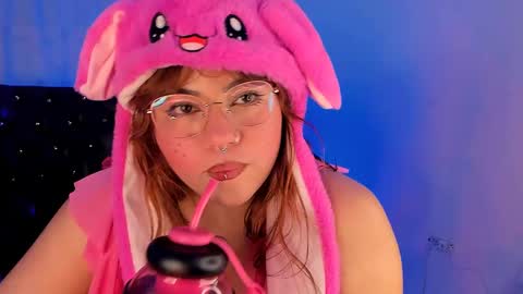 Snapshot of samanta_cutee1 chatting on 01/03/25, 07:29 SAMANTA online show from 01/03/25, 07:29